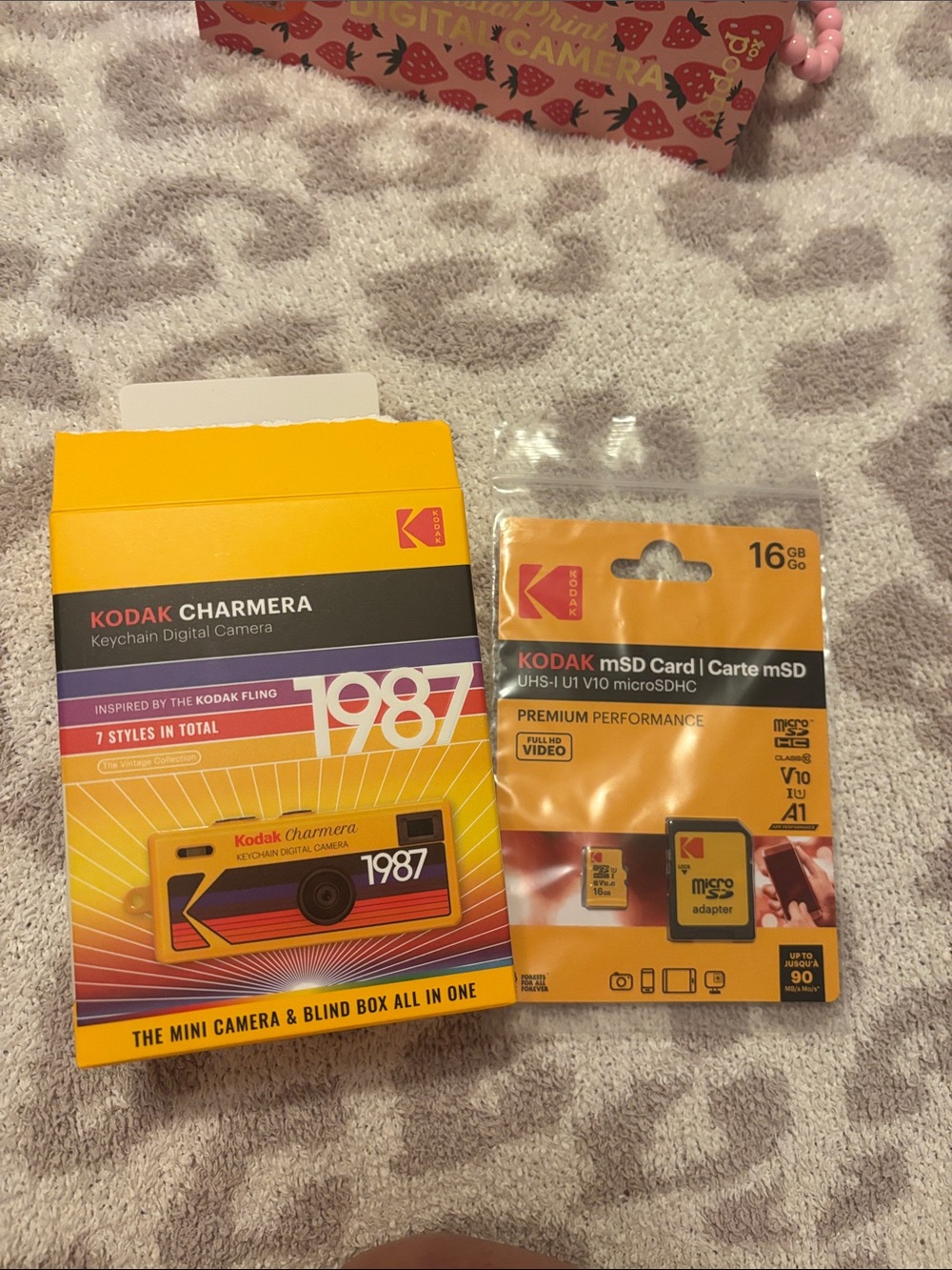 Kodak Charmera digital camera keychain and mSD card